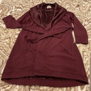 UGG Women’s Long Burgundy Plush Robe XL